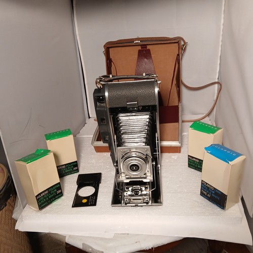 Vintage polaroid pathfinder - vintage,