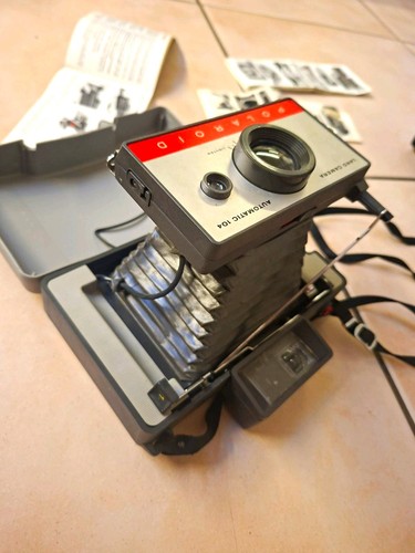 Polaroid land camera - land, automatic