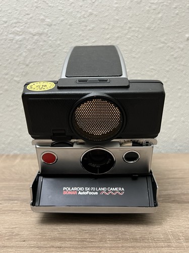 Polaroid land sonar - polaroid, sx-70