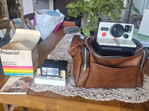 Polaroid land camera - land,