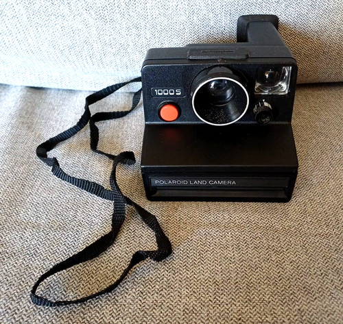Polaroid 1000 land camera - polaroid,