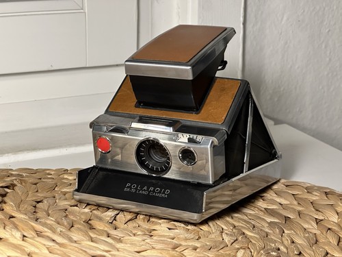 Polaroid land camera - sx-70,