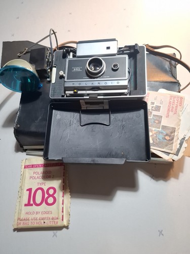 Polaroid land camera - polaroid,